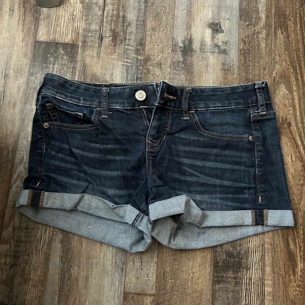 Low rise shorts